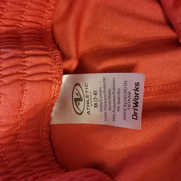 Kids shorts - Picture 2 of 2